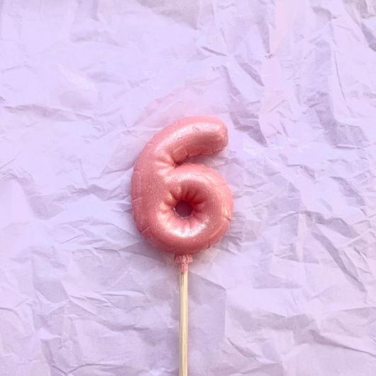 Фигурка из шоколадной глазури 